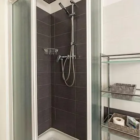 Appartement Terratetto In Centro Con Parcheggio