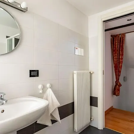 Terratetto In Centro Con Parcheggio Lejlighed *